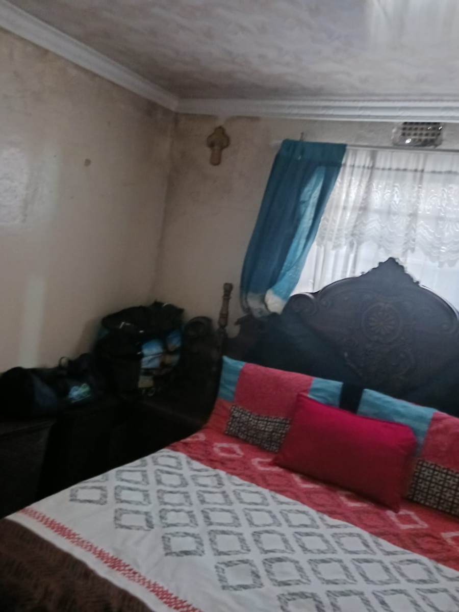 3 Bedroom Property for Sale in Browns Farm Western Cape